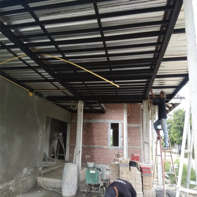 เดินท่อร้อยสายไฟสำหรับติดตั้งโคมไฟติดผนัง
